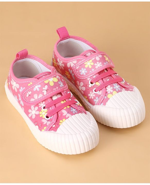 Cute Walk by Babyhug Casual Shoes with Velcro Closure Floral Print - Fuchsia