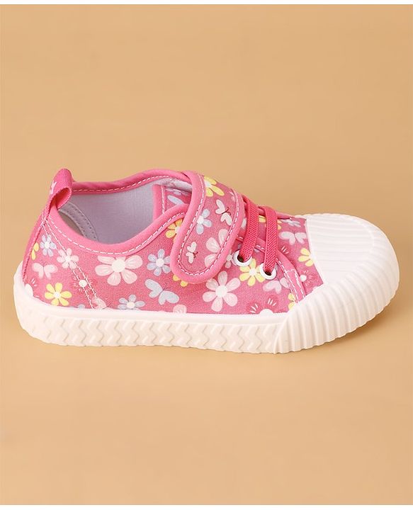 Cute Walk by Babyhug Casual Shoes with Velcro Closure Floral Print - Fuchsia