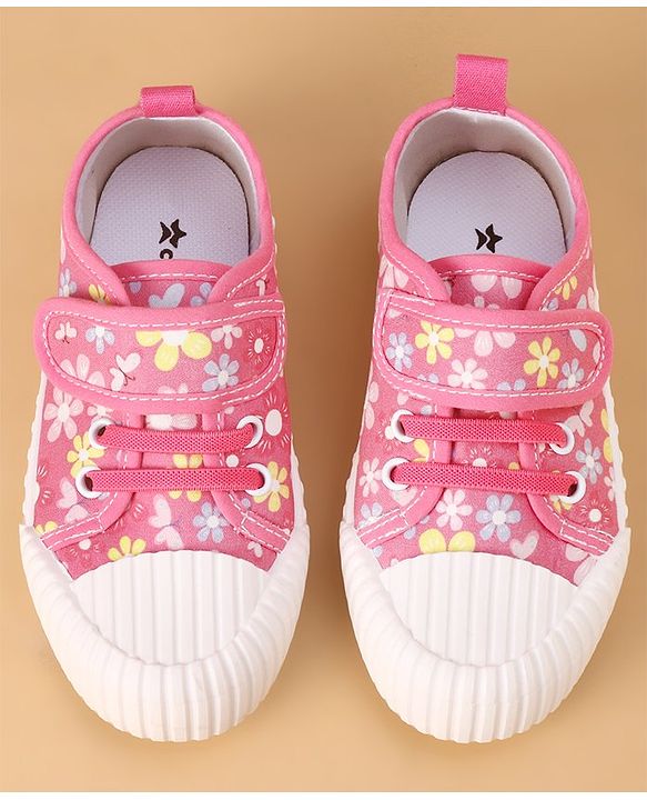 Cute Walk by Babyhug Casual Shoes with Velcro Closure Floral Print - Fuchsia