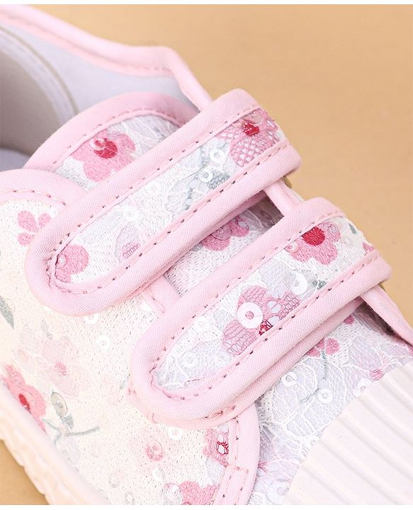 Cute Walk by Babyhug Casual Shoes with Velcro Closure Floral Print - Pink