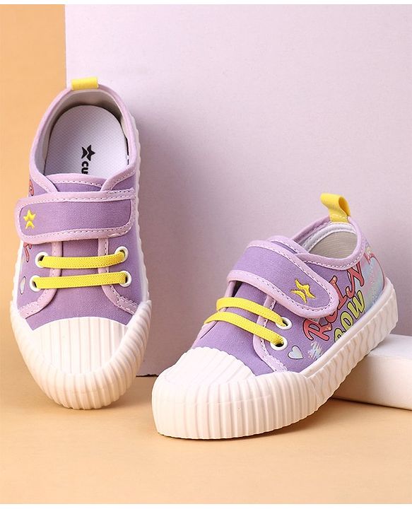 Cute Walk by Babyhug Casual Shoes with Velcro Closure Text Design - Black