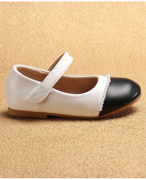Cute Walk by Babyhug Ballerinas with Velcro Closure & Pearl Detailing - White & Black