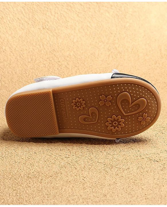 Cute Walk by Babyhug Ballerinas with Velcro Closure & Pearl Detailing - White & Black