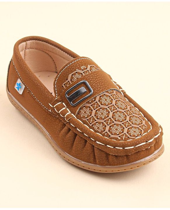 Cute Walk by Babyhug Slip On Loafer Shoes with Star Print - Brown