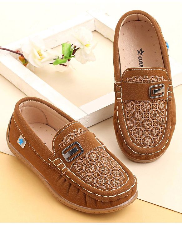 Cute Walk by Babyhug Slip On Loafer Shoes with Star Print - Brown