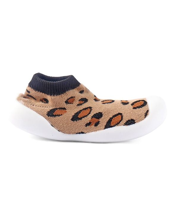 Cute Walk by Babyhug Slip On Socks Shoes with Cheetah Theme Print -  Brown