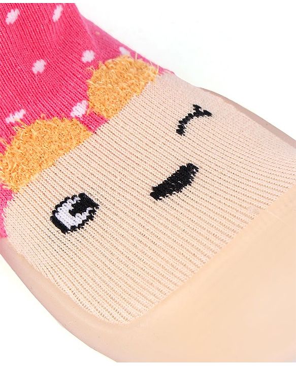 Cute Walk by Babyhug Sock Shoes - Pink