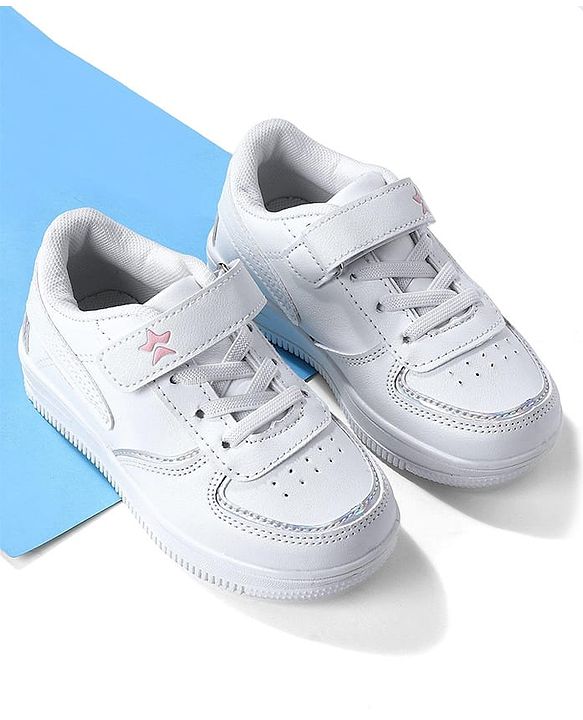 Cute Walk by Babyhug Sneakers with Velcro Closure - White