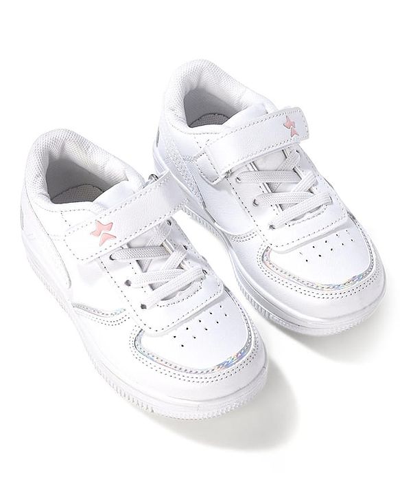 Cute Walk by Babyhug Sneakers with Velcro Closure - White