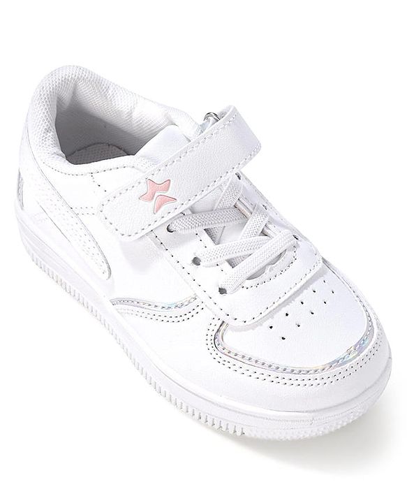 Cute Walk by Babyhug Sneakers with Velcro Closure - White