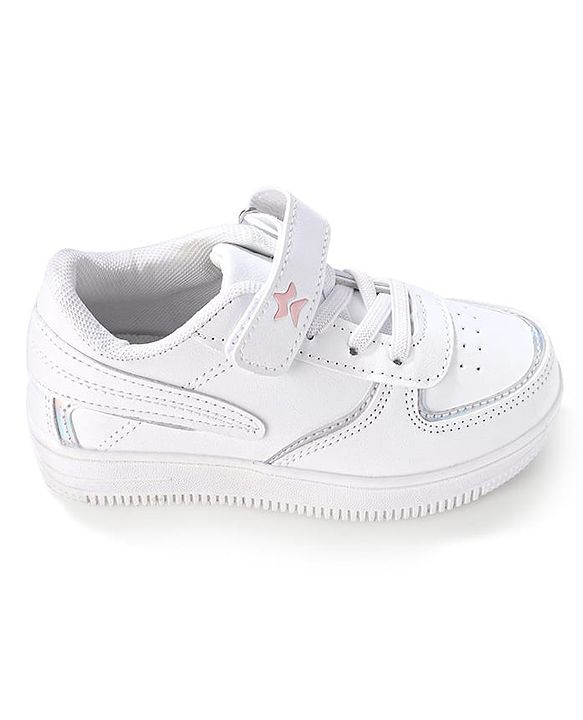 Cute Walk by Babyhug Sneakers with Velcro Closure - White