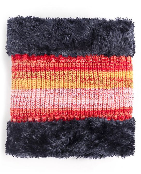 Pine Kids Woollen Cap & Muffler Set - Multicolor