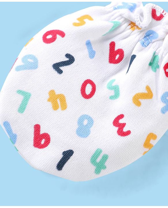 Babyhug 100% Cotton Knit Mitten & Booties With Numeric Print - White