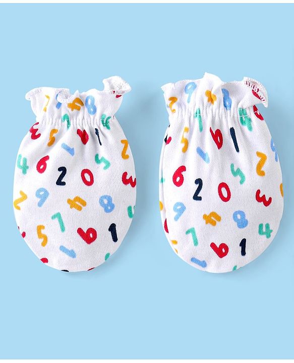 Babyhug 100% Cotton Knit Mitten & Booties With Numeric Print - White