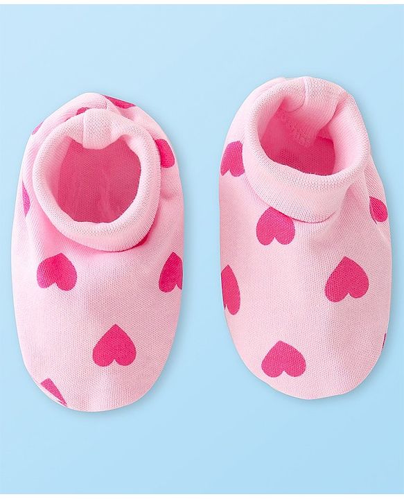 Babyhug Disney Cotton Knit Cap Mittens & Booties Set with Heart & Daisy Duck Graphic - Pink