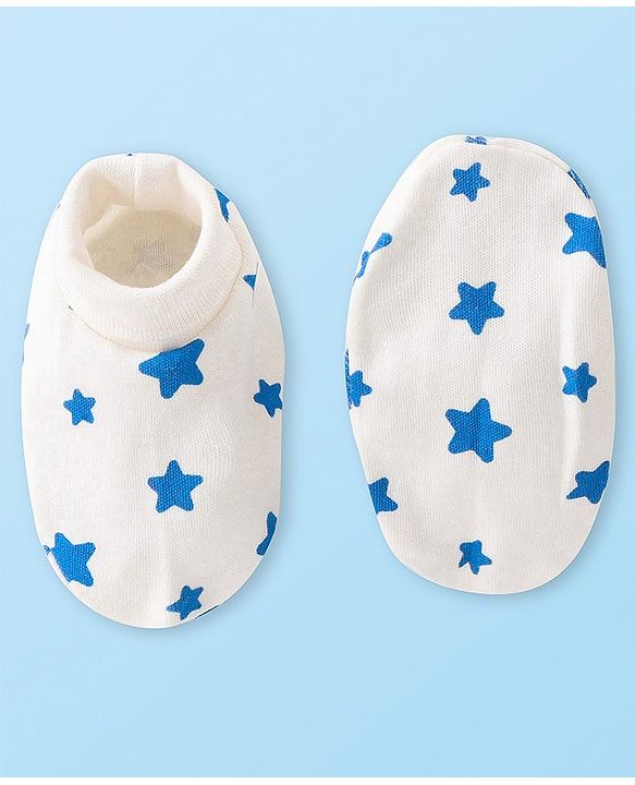 Babyhug Disney Interlock Knit Cap Mittens & Booties Set Mickey Mouse & Star Printed - White