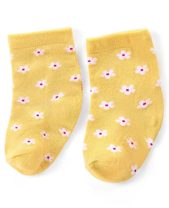 Cute Walk by Babyhug Ankle Length Antibacterial Knitted Floral Design Socks Pack Of 3 - Blue Red & Yellow