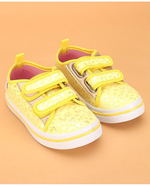 Cute Walk by Babyhug Velcro Closure Casual Shoes - Yellow