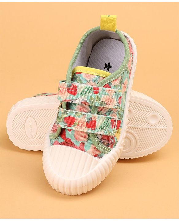 Cute Walk by Babyhug Causal Shoes with Velcro Closure & Floral Print - Green