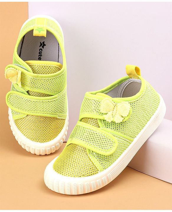 Cute Walk by Babyhug Velcro Closure Causal Shoes with Butterfly Applique - Green