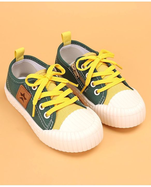 Cute Walk by Babyhug Lace Up Casual Canvas Shoes Patch Applique - Green