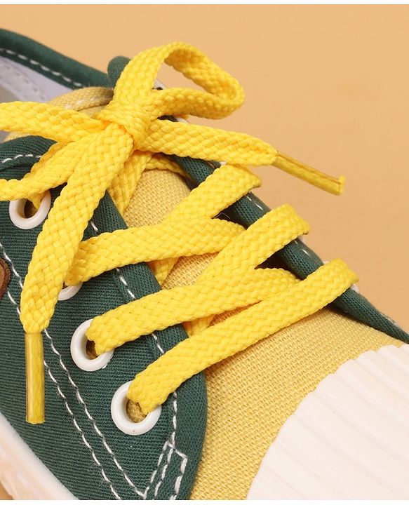 Cute Walk by Babyhug Lace Up Casual Canvas Shoes Patch Applique - Green