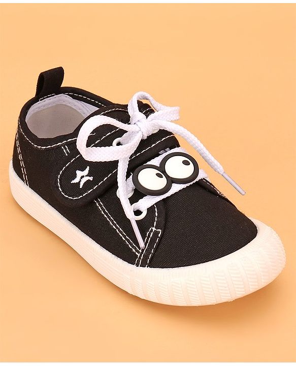 Cute Walk by Babyhug Velcro Casual Shoes- Black
