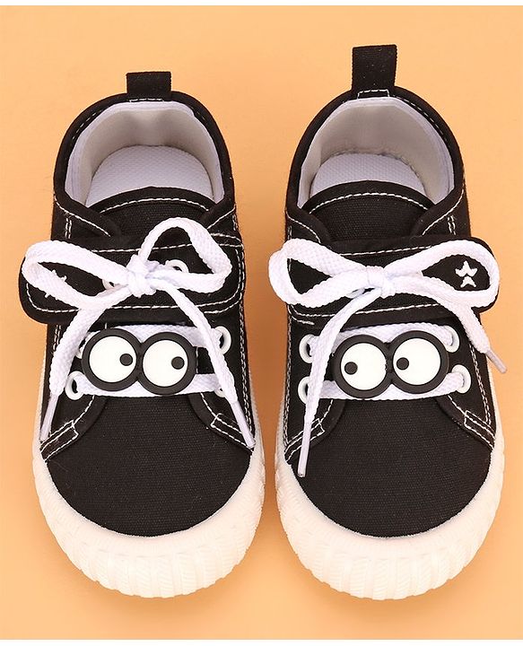 Cute Walk by Babyhug Velcro Casual Shoes- Black