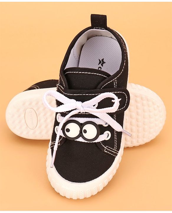 Cute Walk by Babyhug Velcro Casual Shoes- Black