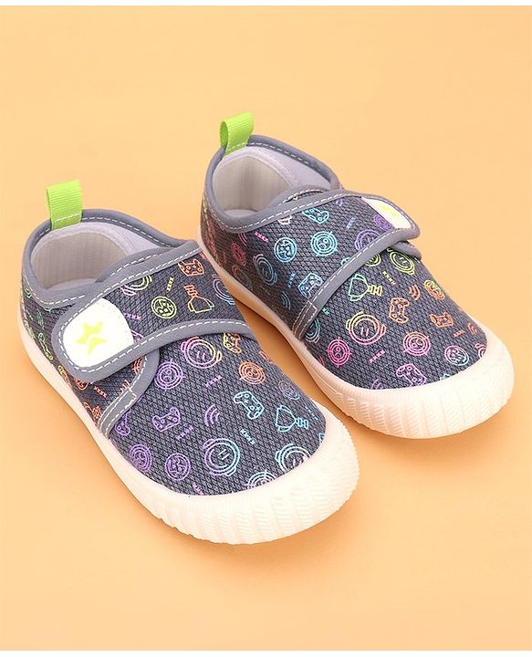 Cute Walk by Babyhug Casual Shoes with Velcro Trophy Print - Blue