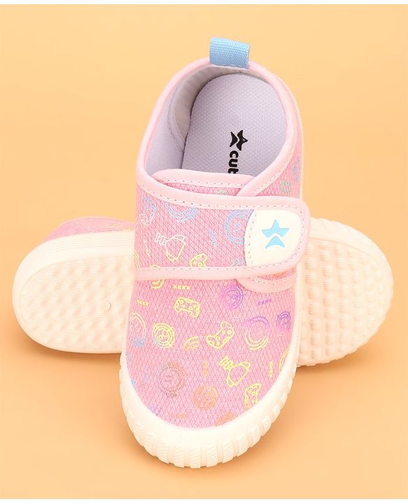 Cute Walk by Babyhug Casual Shoes with Velcro Trophy Print - Blue