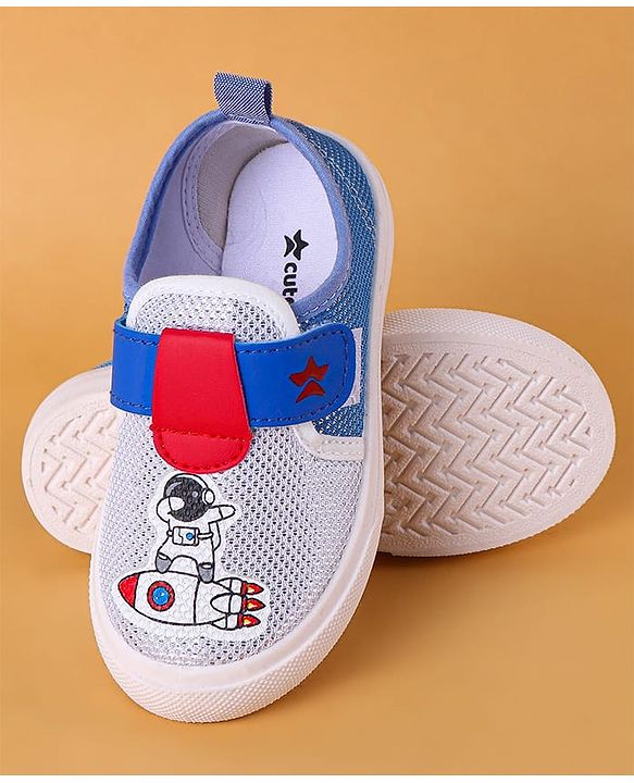 Cute Walk by Babyhug Slip On Casual Shoes with Velcro Closure Astronaut Print - White & Blue