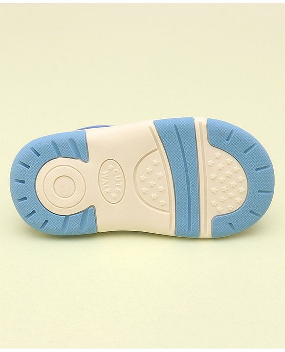 Cute Walk by Babyhug Sandals With Velcro Closure & Butterfly Applique - Blue