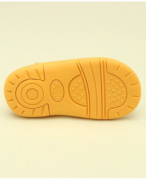 Cute Walk by Babyhug Sandals With Velcro Closure & Floral Applique - Bright Yellow