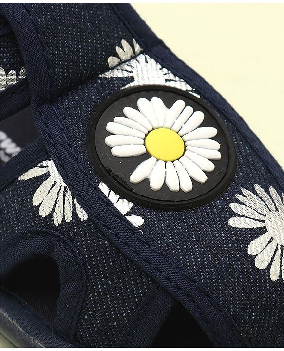 Cute Walk by Babyhug Sandals With Velcro Closure & Floral Applique - Navy