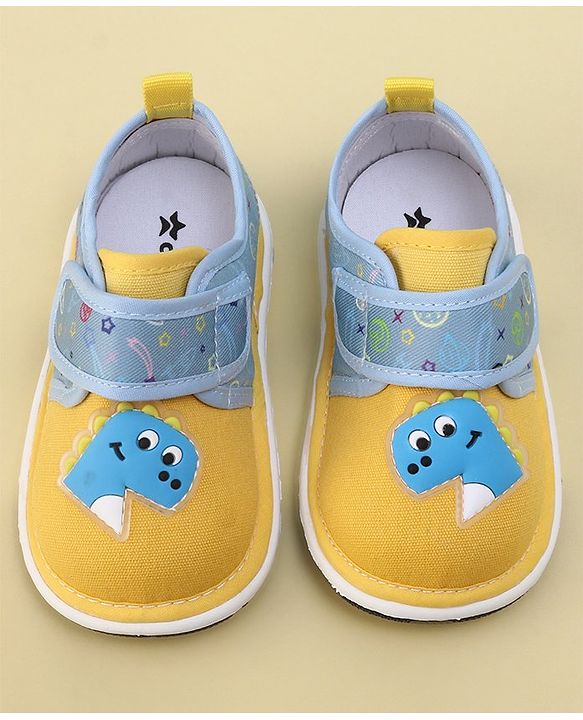 Cute Walk by Babyhug Velcro Closure Sandals with Dino Patch Applique  - Yellow