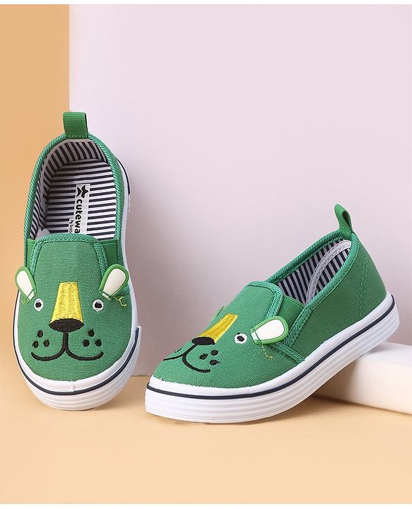 Cute Walk by Babyhug Slip on Casual Shoes with Bear Print- Green