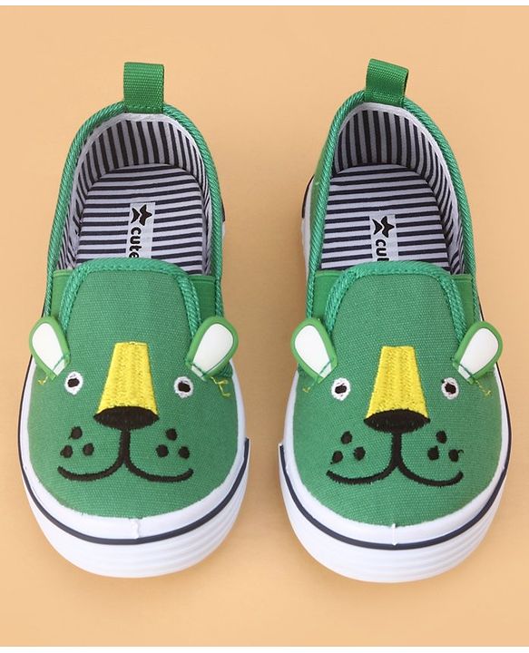 Cute Walk by Babyhug Slip on Casual Shoes with Bear Print- Green