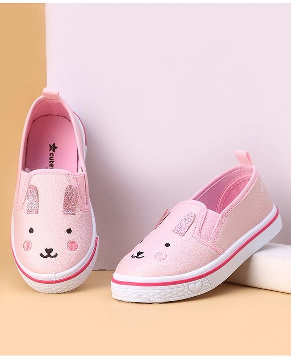Cute Walk by Babyhug Slip on Casual Shoes with Kitty Print- Pink