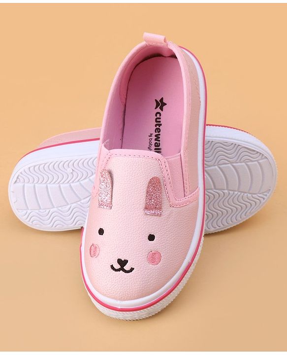 Cute Walk by Babyhug Slip on Casual Shoes with Kitty Print- Pink