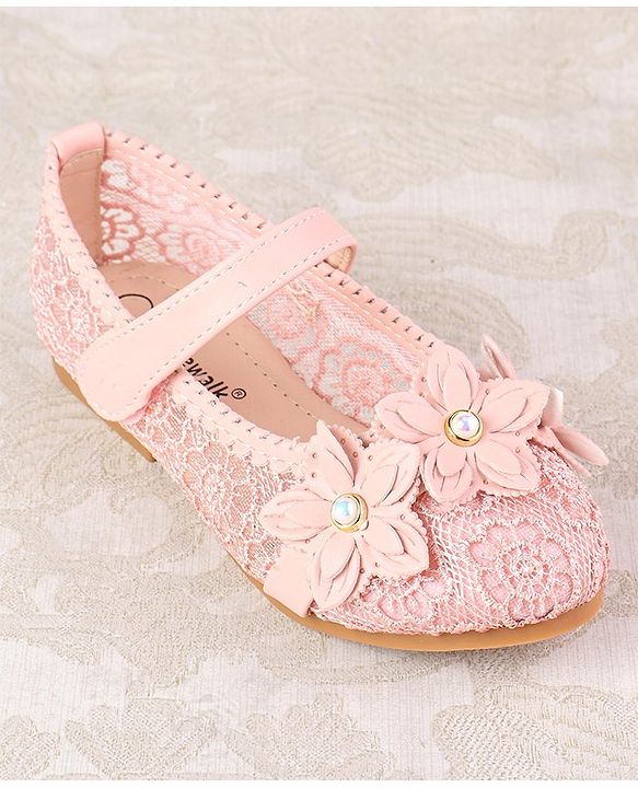 Cute Walk by Babyhug Velcro Closure Floral Applique Bellies - Pink