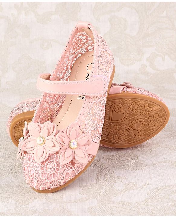 Cute Walk by Babyhug Velcro Closure Floral Applique Bellies - Pink