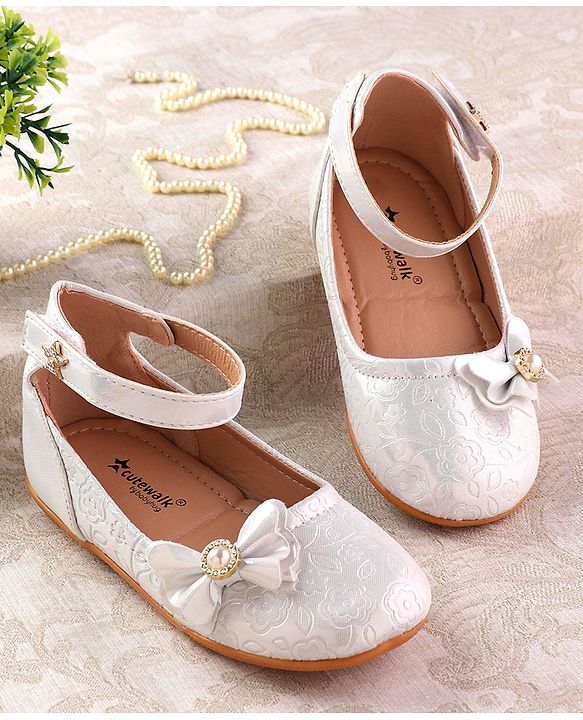 Cute Walk by Babyhug Ballerinas with Velcro Closure &  Bow Applique - White