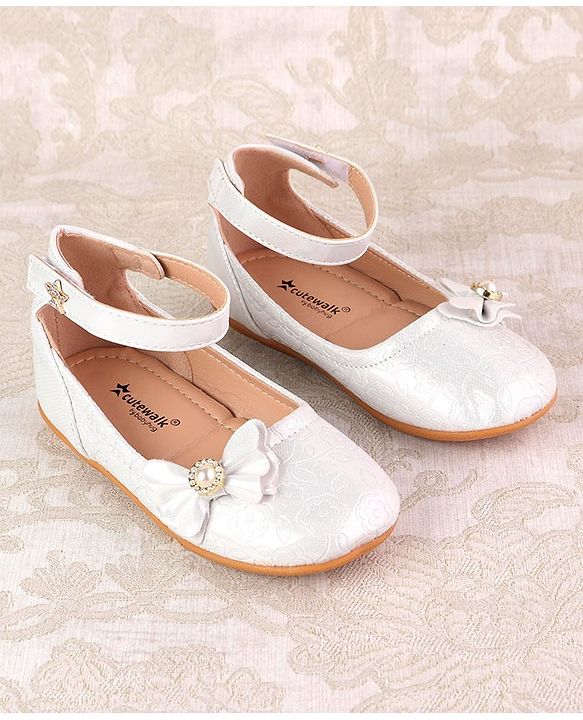 Cute Walk by Babyhug Ballerinas with Velcro Closure &  Bow Applique - White