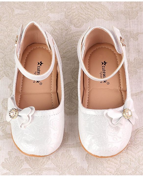 Cute Walk by Babyhug Ballerinas with Velcro Closure &  Bow Applique - White