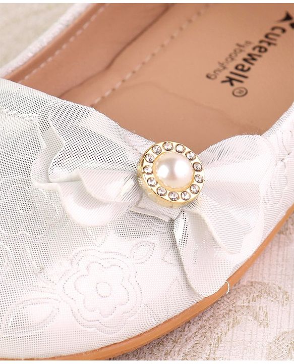 Cute Walk by Babyhug Ballerinas with Velcro Closure &  Bow Applique - White