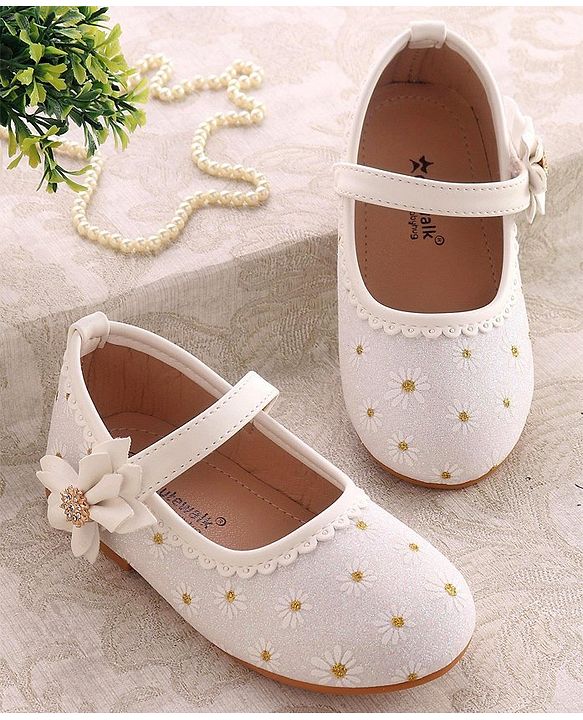 Cute Walk by Babyhug Party Wear Belly Shoes Floral Appliques - White