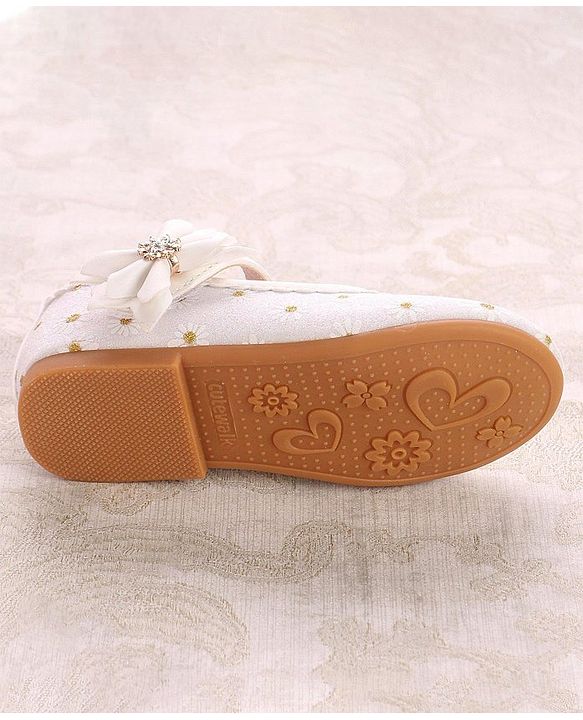 Cute Walk by Babyhug Party Wear Belly Shoes Floral Appliques - White
