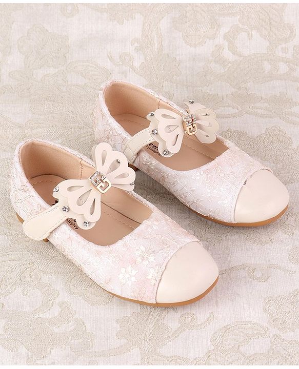 Cute Walk by Babyhug Ballerina with Velcro Closure & Bow Applique - Pink