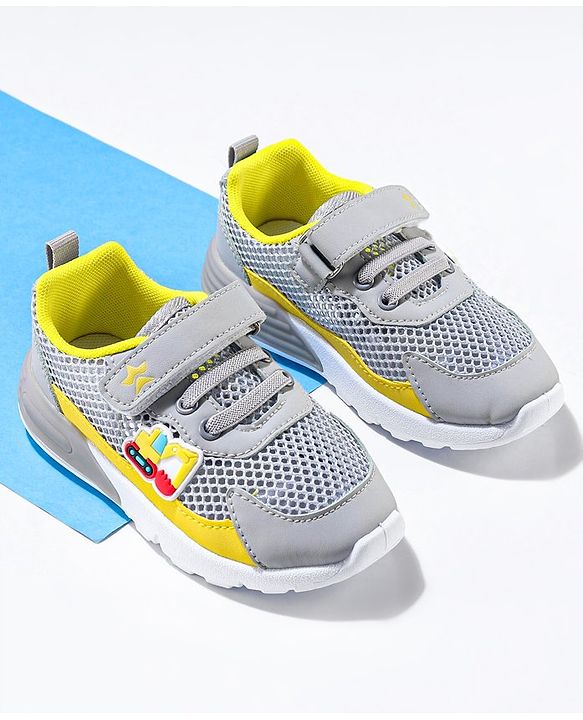 Cute Walk by Babyhug Sneaker Shoes with Vecro Closure & Construction Vehicle Appliques - Blue